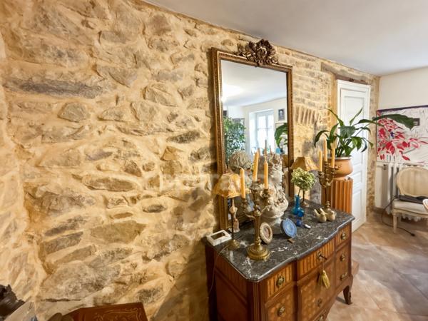 LE MANS Quartier Croix de Pierre / Les Maillets Maison de type longère 2 chambres et un bureau