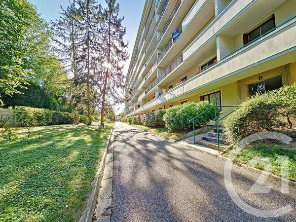 Appartement F5 à vendre  5 pièces - 99 m 2   TROYES  - 10
