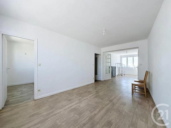 Appartement F5 à vendre  5 pièces - 99 m 2   TROYES  - 10