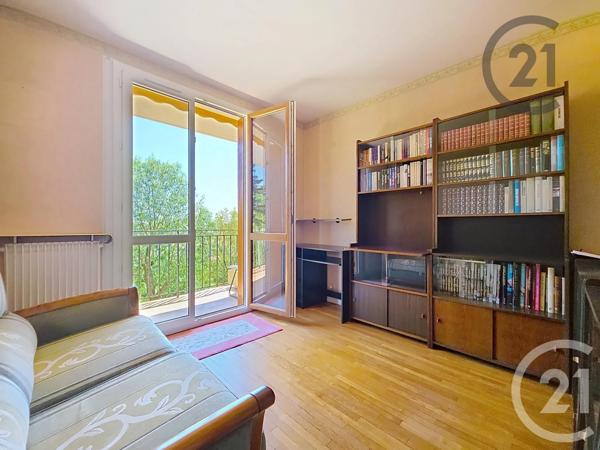 Appartement F5 à vendre  5 pièces - 99 m 2   TROYES  - 10