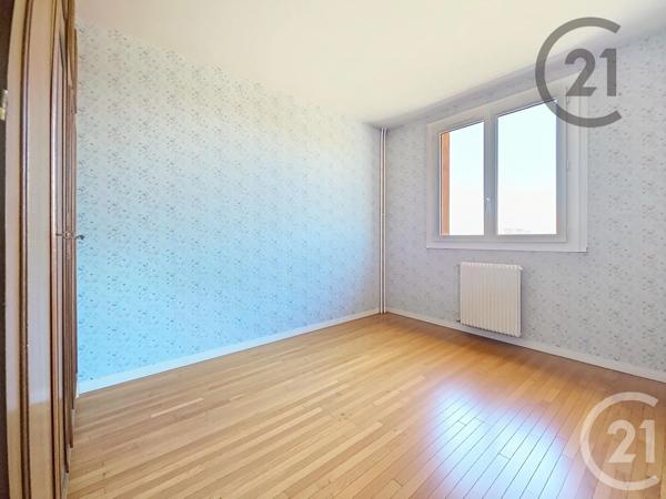 Appartement F5 à vendre  5 pièces - 99 m 2   TROYES  - 10