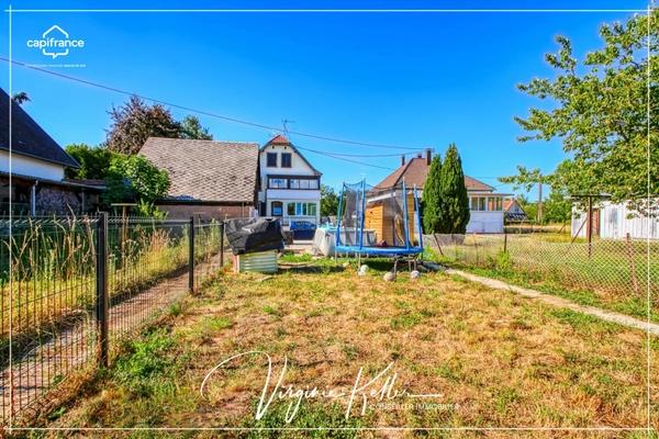 À vendre à ROMANSWILLER (67) - Appartement 3 pièces de 71,35m² - Garage - Remise - Place de parking - Jardin privatif 175 m²
