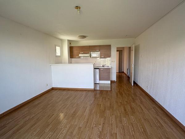 Appartement Surgeres 2 pièce(s) 42.81 m2
