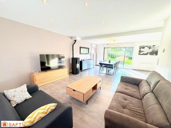 Pavillon individuel moderne à Saultain (secteur résidentiel prisé) 4 Chambres & Garage