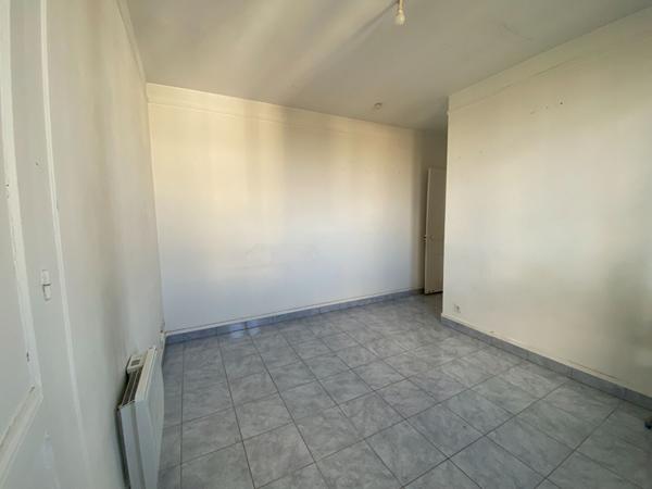 Appartement Drancy 1 pièce(s) 22.16 m2