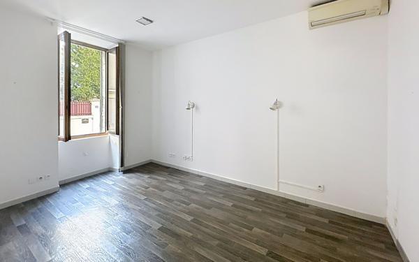 Appartement à vendre    4 pièces • 126 m2 Avignon