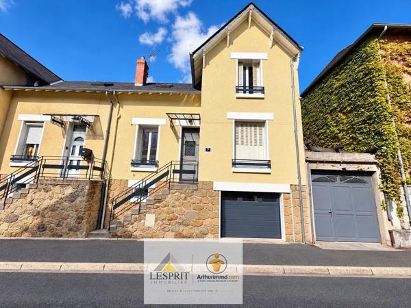 Location                                                      Maison
                        
                     4 pièces                      98 m2                     à Brive-la-Gaillarde