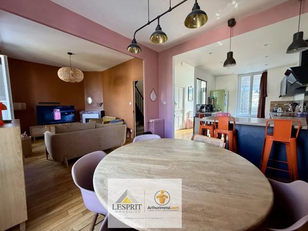 Location                                                      Maison
                        
                     4 pièces                      98 m2                     à Brive-la-Gaillarde