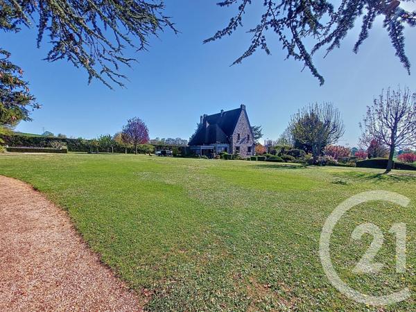 Maison à vendre  7 pièces - 230,31 m2 AIGUEPERSE - 63