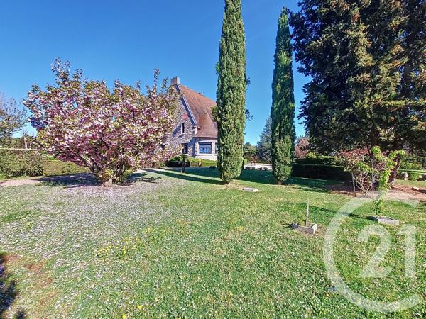 Maison à vendre  7 pièces - 230,31 m2 AIGUEPERSE - 63