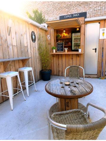 Fond de commerce Bar, Tabac, FDJ, PMU  avec très belle terrasse extérieure,
