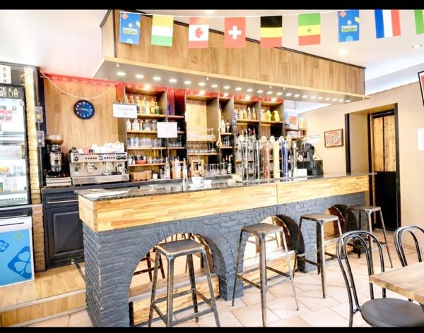 Fond de commerce Bar, Tabac, FDJ, PMU  avec très belle terrasse extérieure,