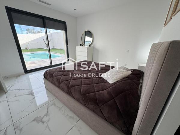 VILLA  AVEC PISCINE ET GARAGE CONSTRUCTION 2024