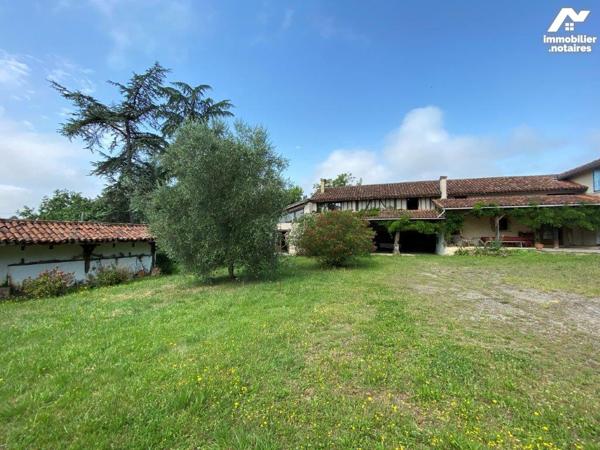 MIRANDE (32) à 8min, belle Gasconne double-corps et Gite sur 11566m² (poss 5ha en sus)