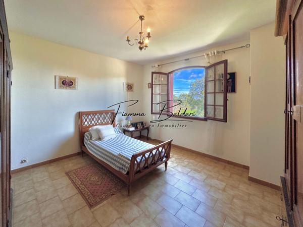 À vendre Villa 7 pièces de 205 m², Terrain 2 700 m², Havre de paix, Folelli, Penta di Casinca, Haute-Corse (20)