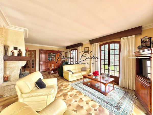 À vendre Villa 7 pièces de 205 m², Terrain 2 700 m², Havre de paix, Folelli, Penta di Casinca, Haute-Corse (20)