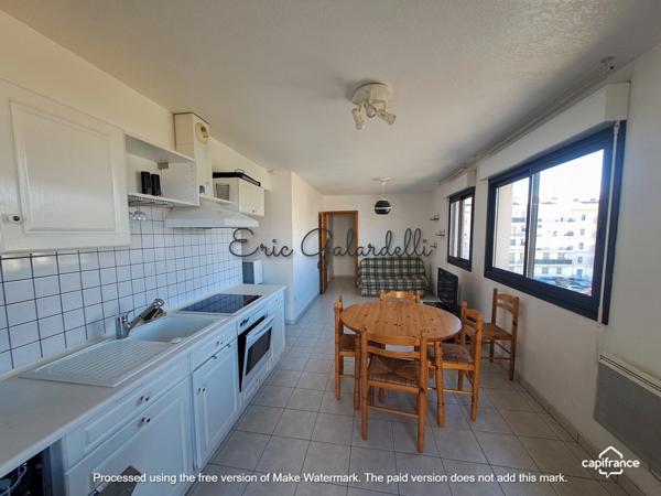 Propriano : Charmant duplex lumineux de 3 pièces sur cour à deux pas des ports