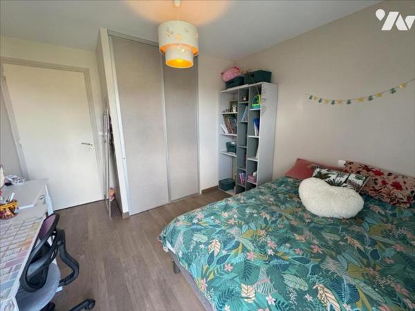 APPARTEMENT TYPE 4 / BALCONS / PARKING / CAVE