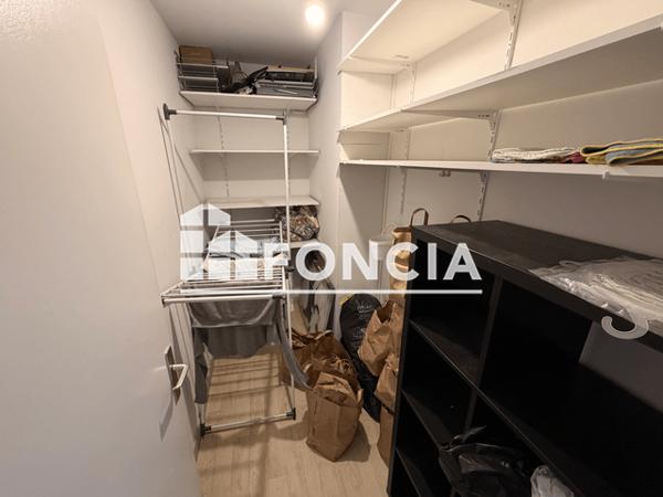 Location Appartement 4 pièces 85.78 m² - 5/7 RUE DE PROVENCE Poitiers 86000