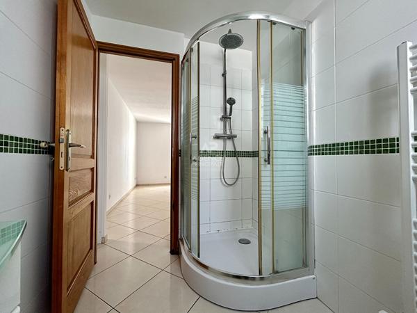 Appartement Poissy 3 pièce(s) 48.66 m2 Loyer 1 020 €/mois charges comprises **  - Référence  9240