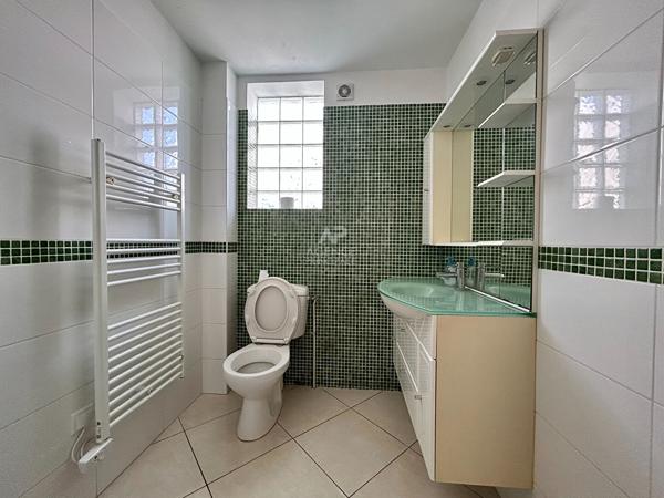 Appartement Poissy 3 pièce(s) 48.66 m2 Loyer 1 020 €/mois charges comprises **  - Référence  9240