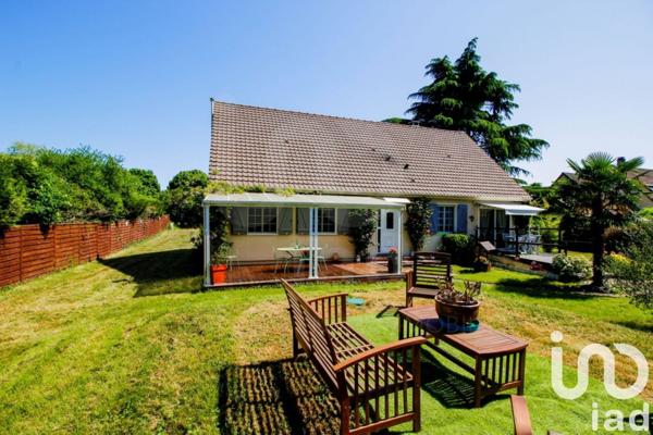 Maison 5 pièces de 136 m² à Bueil (27730)