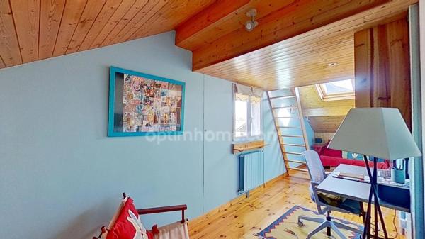 CLAYE SOUILLY - Maison de 6 pièces avec garage pour 2 véhicules, remise, atelier et cave - Parcelle de 770m²