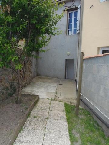 Maison MOUTIERS LES MAUXFAITS 4 pièce(s) 90 m2