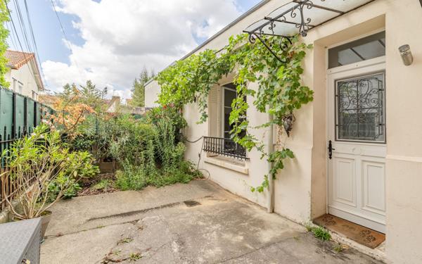 Appartement à vendre    2 pièces • 25,57 m2 Saint-Maur-des-Fossés