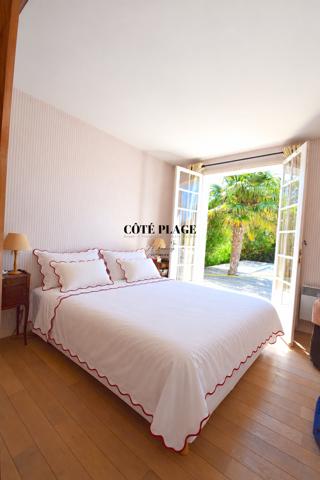 VAUX/MER - Élégante villa avec piscine, proche plage - AU PRIX de 1.199.500€ HAI