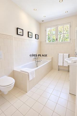VAUX/MER - Élégante villa avec piscine, proche plage - AU PRIX de 1.199.500€ HAI