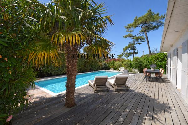 VAUX/MER - Élégante villa avec piscine, proche plage - AU PRIX de 1.199.500€ HAI