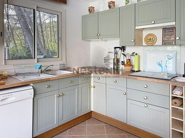 Magnifique villa de près de 300m2 sur plus de 8000m2 de terrain au calme absolu et sans aucun vis à vis