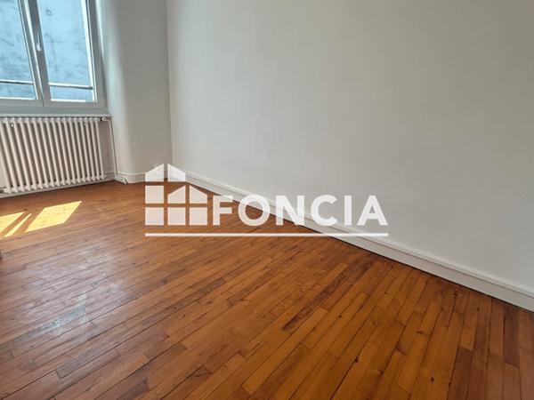 Location Maison 6 pièces 80.07 m² - 10 RUE DE KERBIGUET Douarnenez 29100