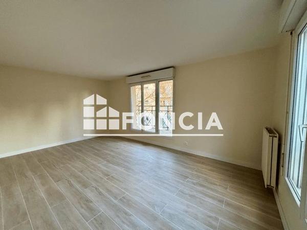 Location Appartement 4 pièces 80.21 m² - Nanterre 92000