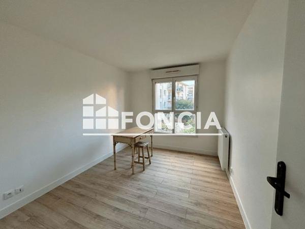 Location Appartement 4 pièces 80.21 m² - Nanterre 92000