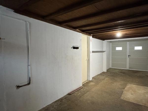 MAISON INDIVIDUELLE 4 CHAMBRES, JARDIN ET DEUX GARAGES