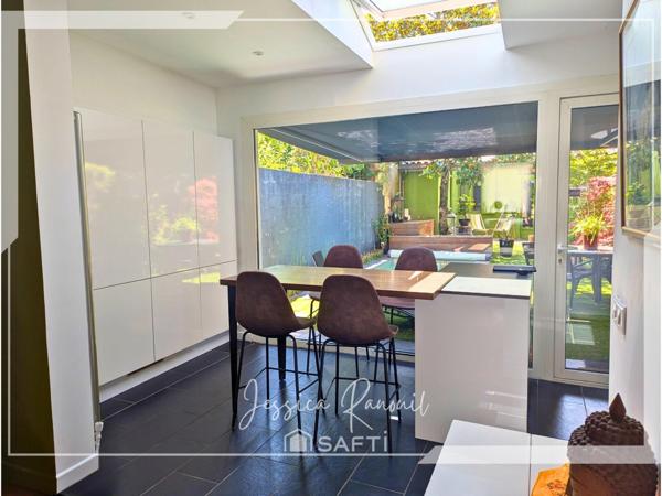 Maison de charme au cœur de la ville.