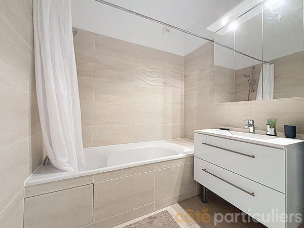 Location Appartement65,82 m² - 3 Pièces - ISSY LES MOULINEAUX (92130)