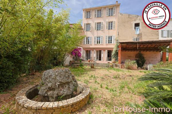 Maison à vendre 12 pièces de 388 m²