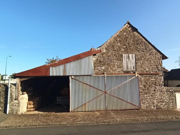 Ancienne ferme à rénover sur 1022m² de terrain