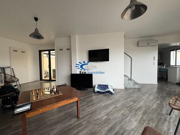 ENSEMBLE IMMOBILIER 144 M² PISCINE JARDIN VERANDA  Lagord