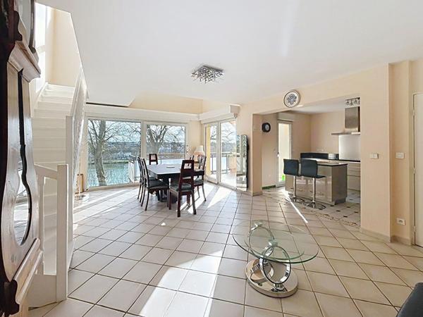 À vendre - Duplex de 135 m² avec vue imprenable sur la Seine