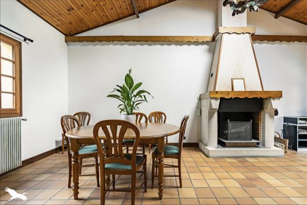 Maison à vendre |  Fargues-Saint-Hilaire |  5 pièces | 120 m²