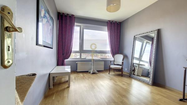 Dernier étage, appartement 3 chambres