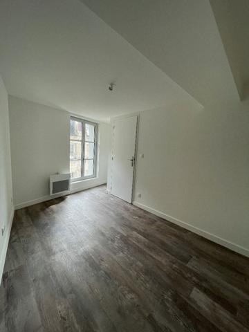 Appartement 3 pièces à louer Châtellerault - 86100 / Réf: 582