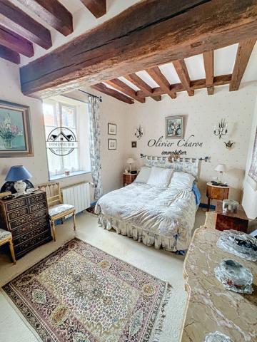 Joigny (89300) Proche Joigny Propriété 10 pièces de 392m2 sur 2309m2 de terrain