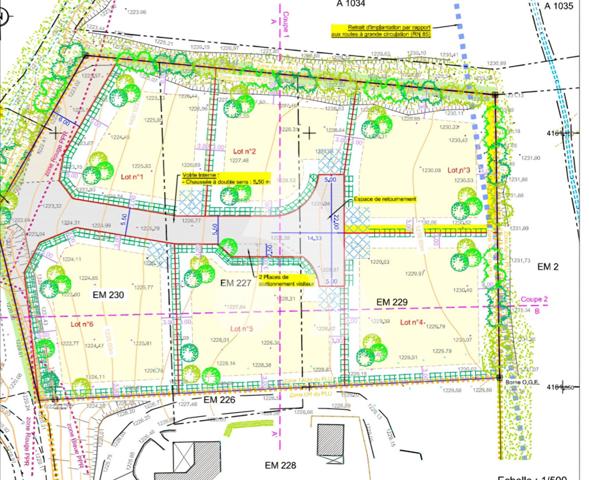 Terrain 740 m2