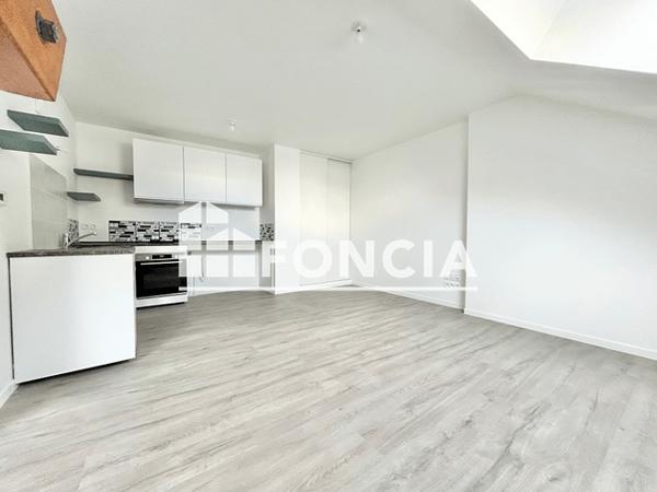 Location Studio 32.57 m² - 2 AVENUE DES COMPAGNONS DE LA LIBERATION Montigny Les Metz 57950