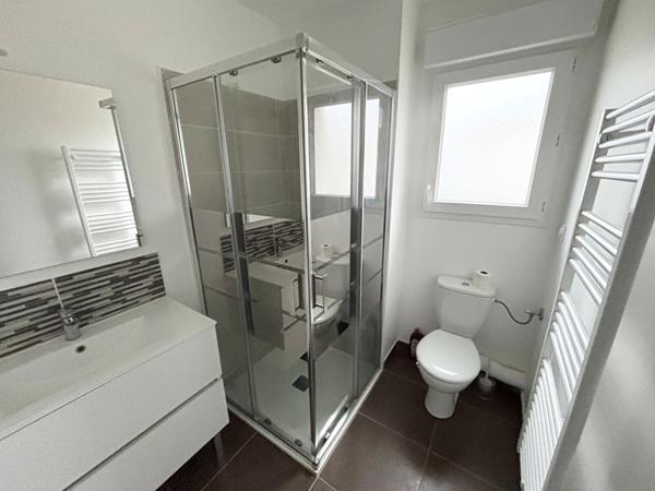 APPARTEMENT T1 LAGNES 32.65 m² AVEC TERRASSE ET PARKING